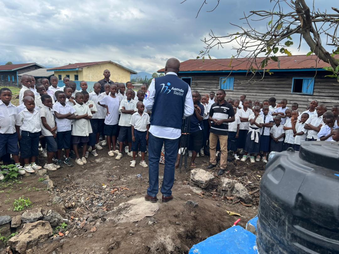 construction de blocs de latrines dans les écoles détruites par la guerre au Nord-Kivu, plus précisément dans la ville de Goma